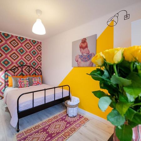 Art Apartament 우스트르치키 돌네 외부 사진