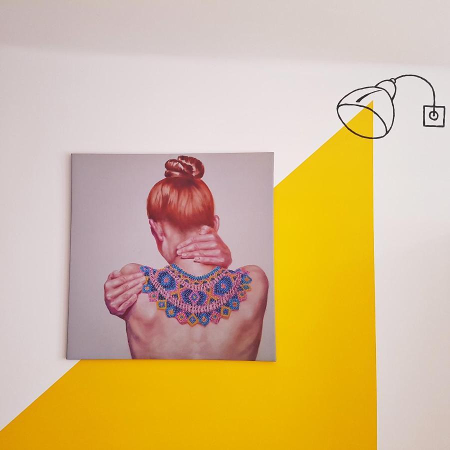 Art Apartament 우스트르치키 돌네 외부 사진
